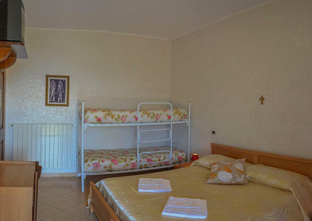 Bed and Breakfast Casa Lieta Subiaco Zewnętrze zdjęcie